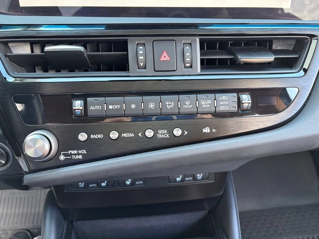 2024 Lexus ES ES 300h
