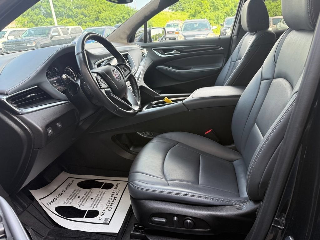 2023 Buick Enclave Essence
