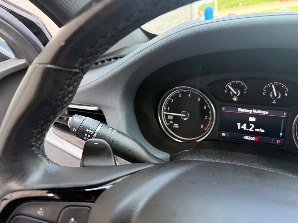 2023 Buick Enclave Essence