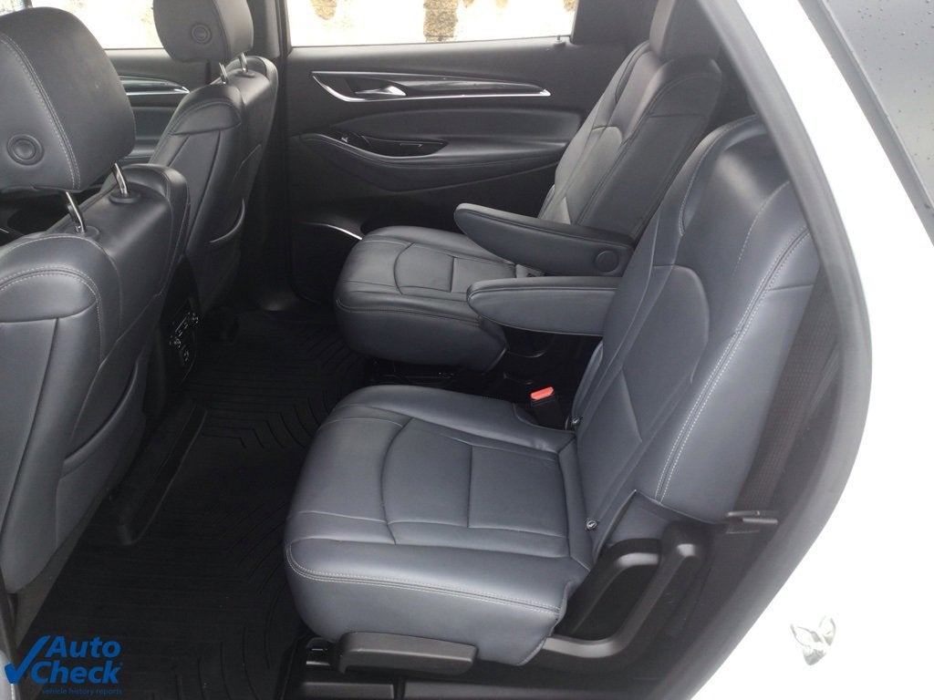 2022 Buick Enclave Essence