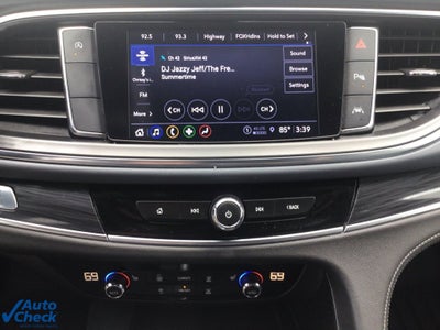 2022 Buick Enclave Essence