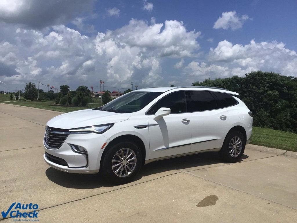 2022 Buick Enclave Essence