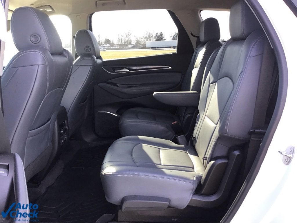 2020 Buick Enclave Essence