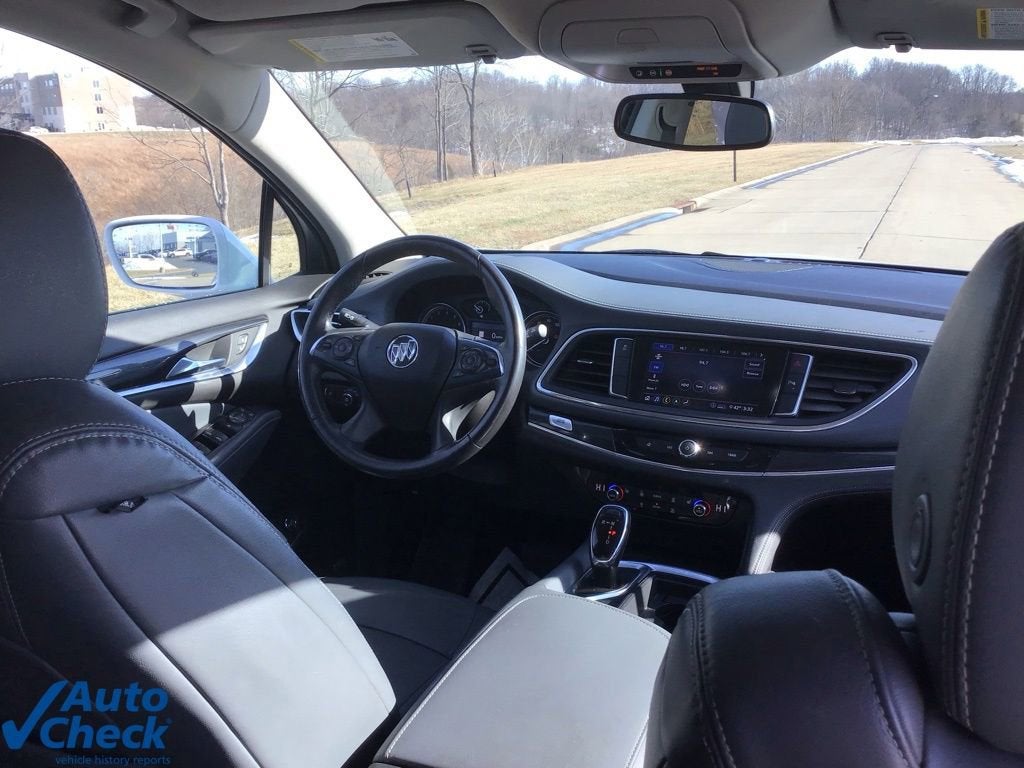 2020 Buick Enclave Essence