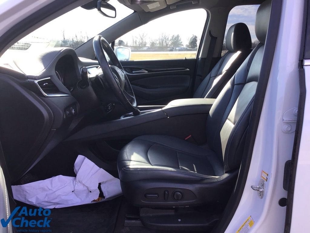 2020 Buick Enclave Essence