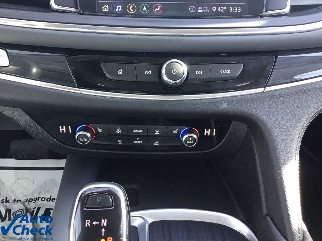 2020 Buick Enclave Essence