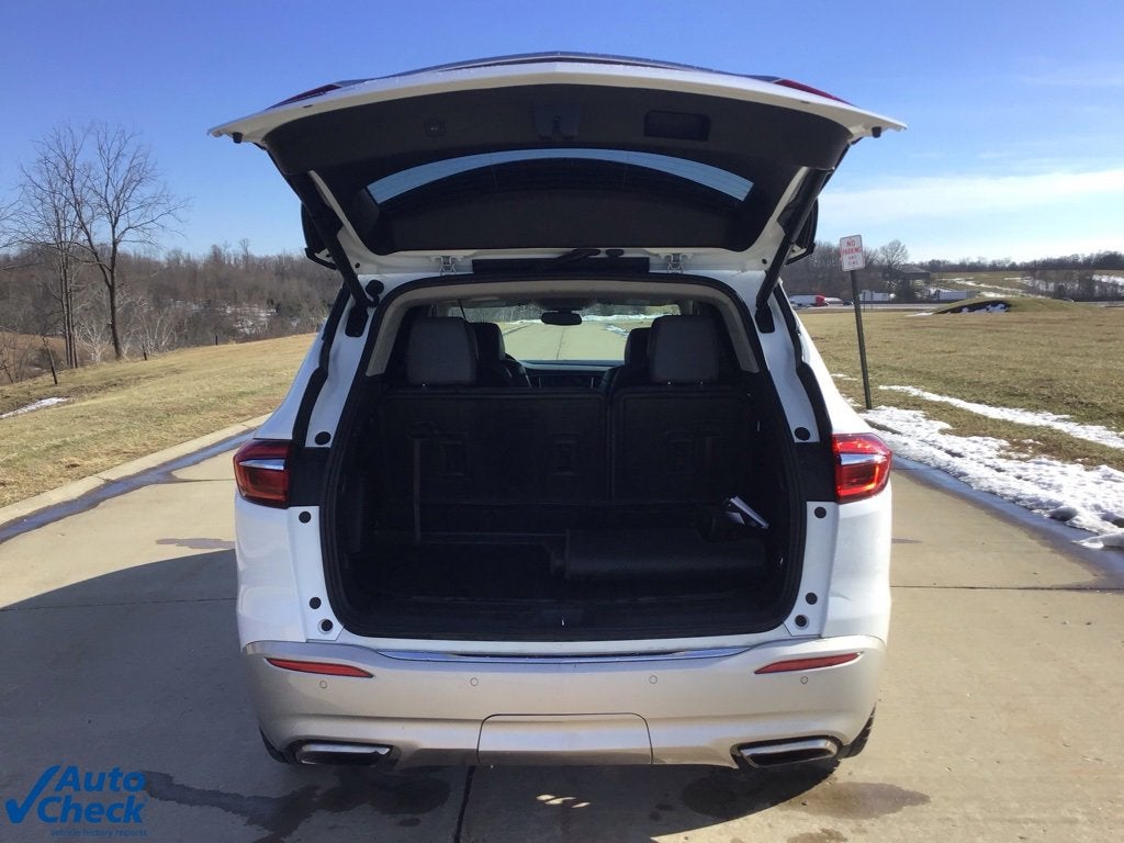 2020 Buick Enclave Essence