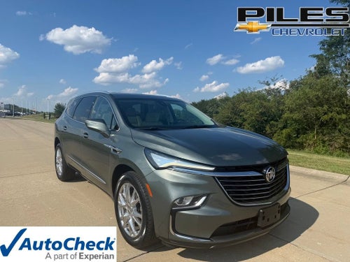 2023 Buick Enclave Essence