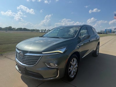 2023 Buick Enclave Essence