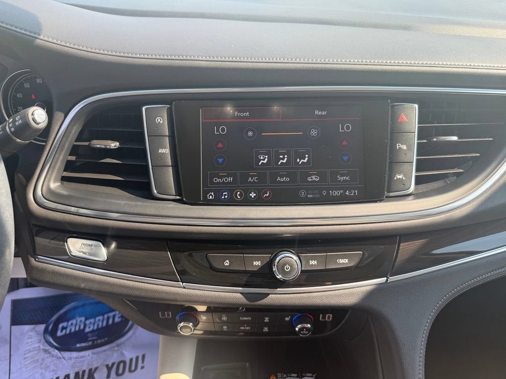 2023 Buick Enclave Essence