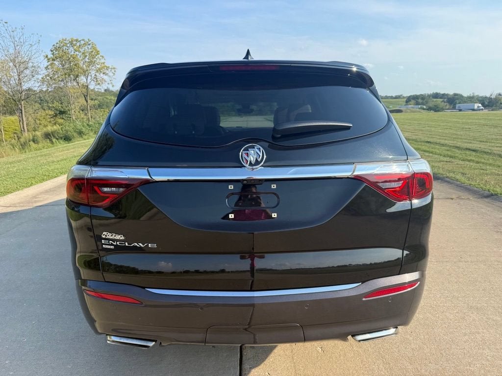 2023 Buick Enclave Essence