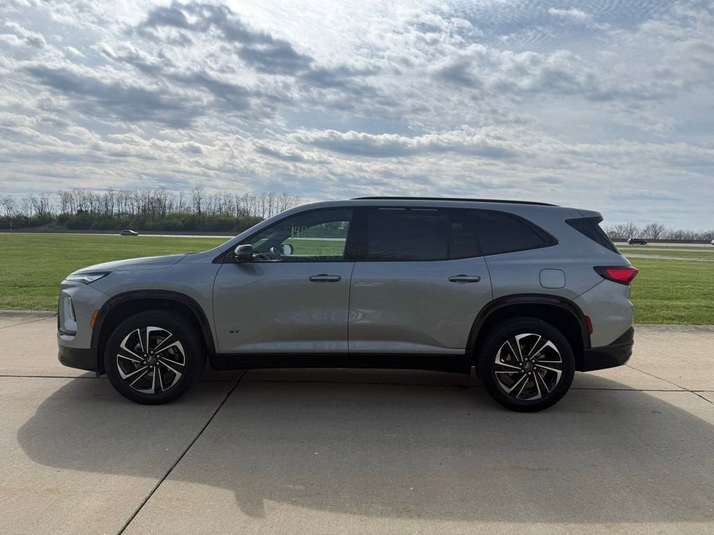 2025 Buick Enclave Sport Touring