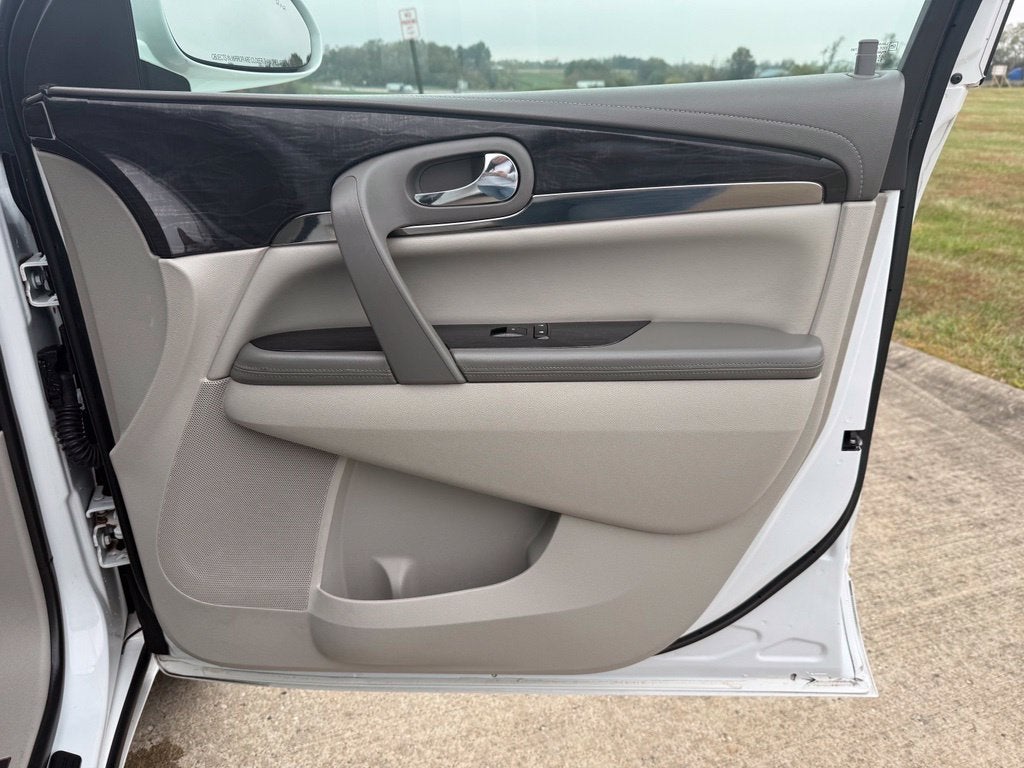 2016 Buick Enclave Leather
