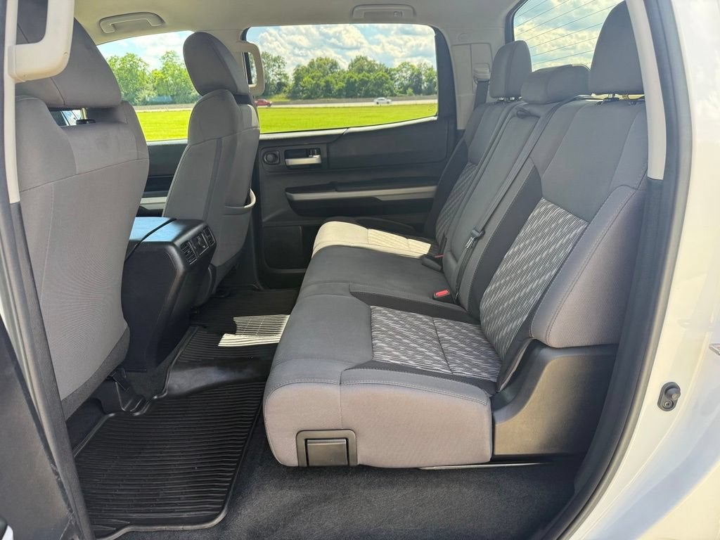 2019 Toyota Tundra 4WD SR5