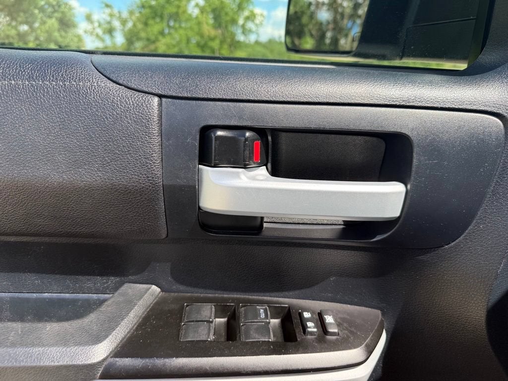 2019 Toyota Tundra 4WD SR5