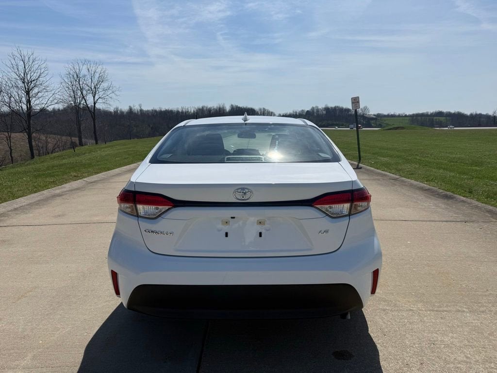 2025 Toyota Corolla LE