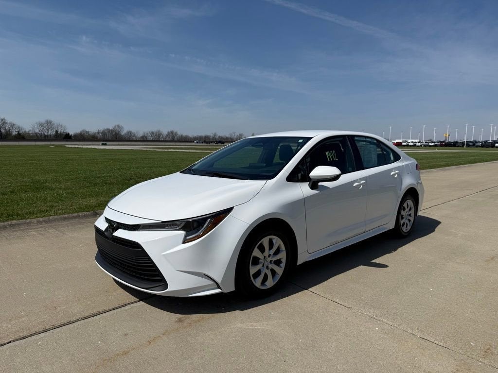 2025 Toyota Corolla LE