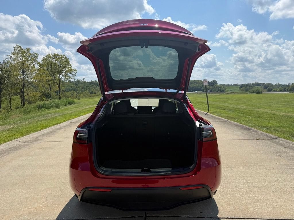 2023 Tesla Model Y Long Range