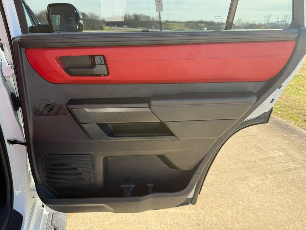 2023 Toyota Sequoia SR5