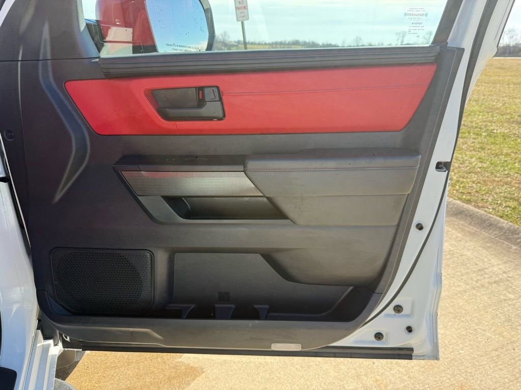 2023 Toyota Sequoia SR5