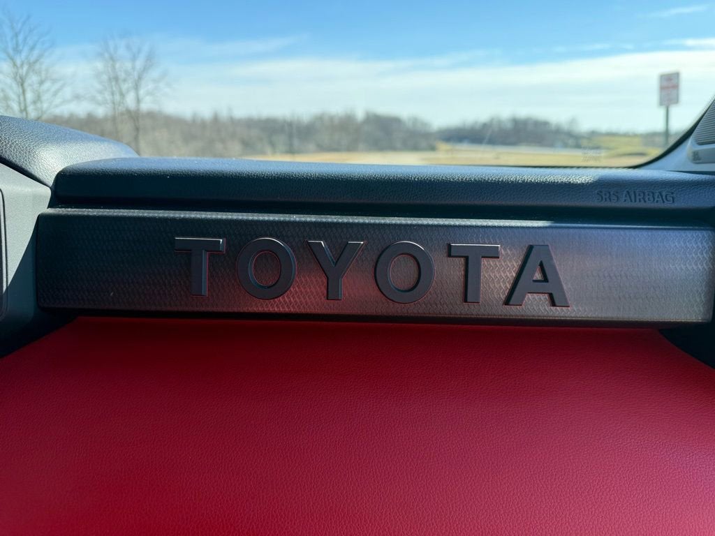 2023 Toyota Sequoia SR5