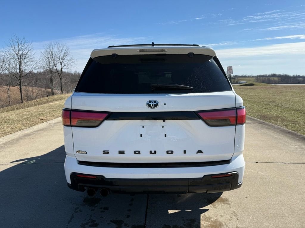 2023 Toyota Sequoia SR5