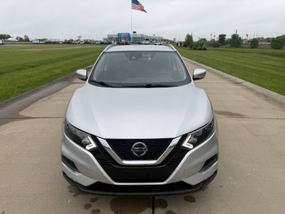 2022 Nissan Rogue Sport SV