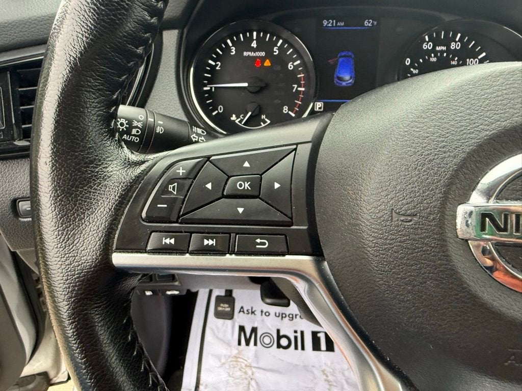 2022 Nissan Rogue Sport SV