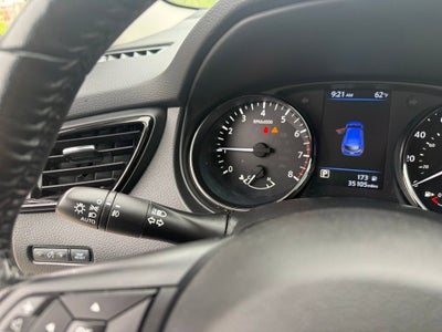 2022 Nissan Rogue Sport SV