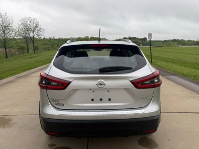2022 Nissan Rogue Sport SV