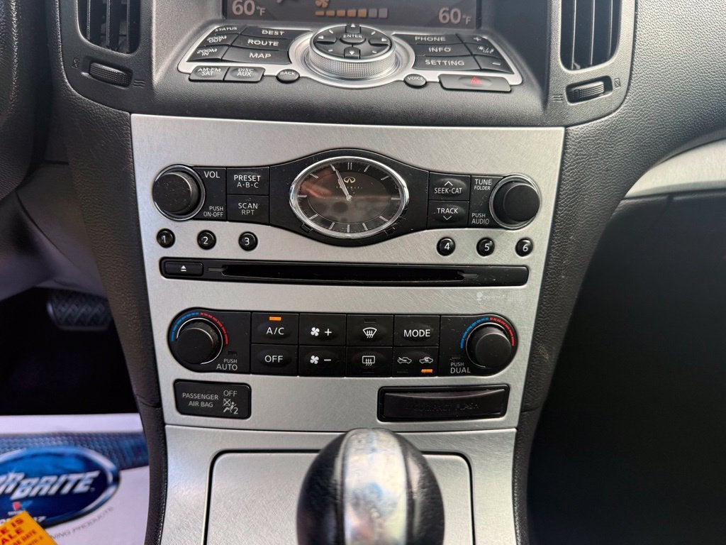 2009 INFINITI G37 Sedan x