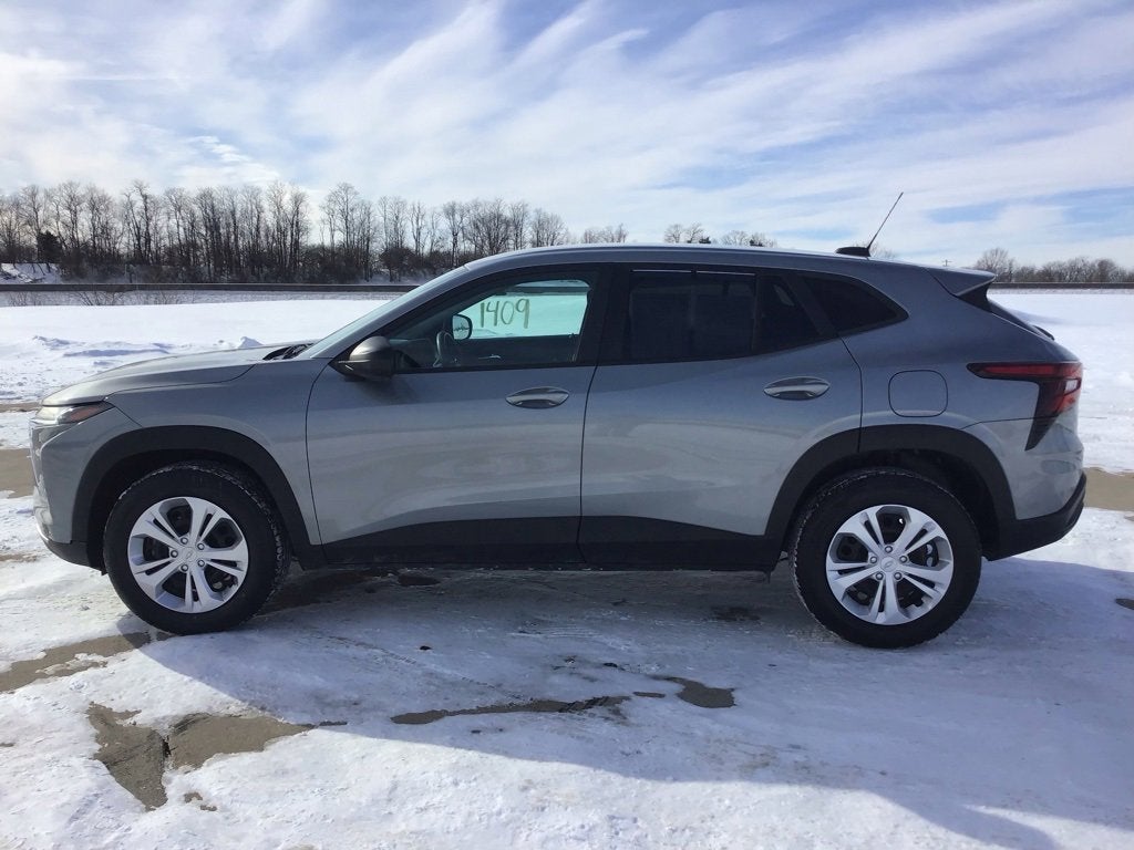 2024 Chevrolet Trax LS