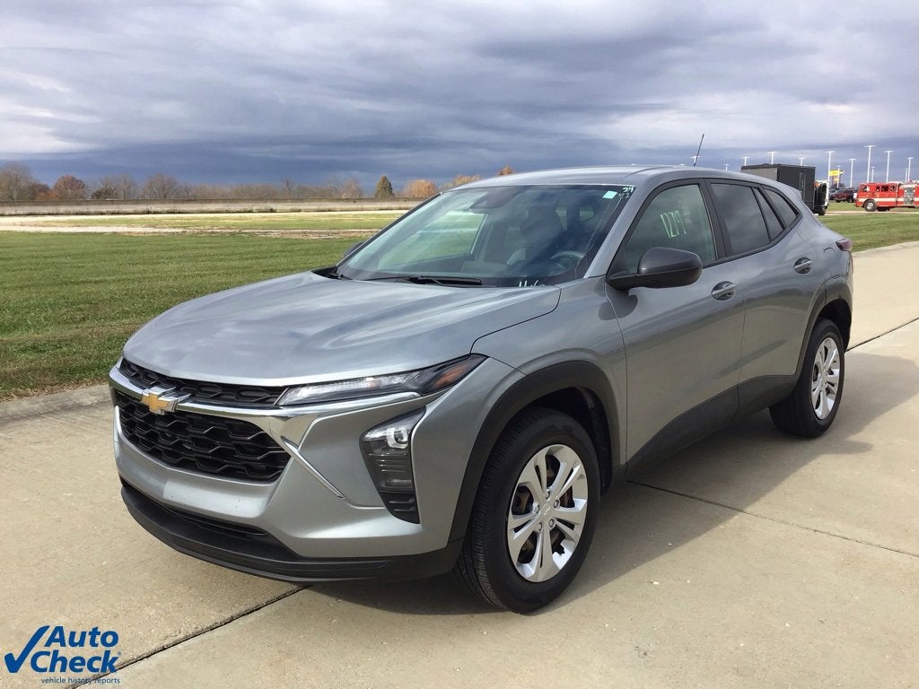 2024 Chevrolet Trax LS