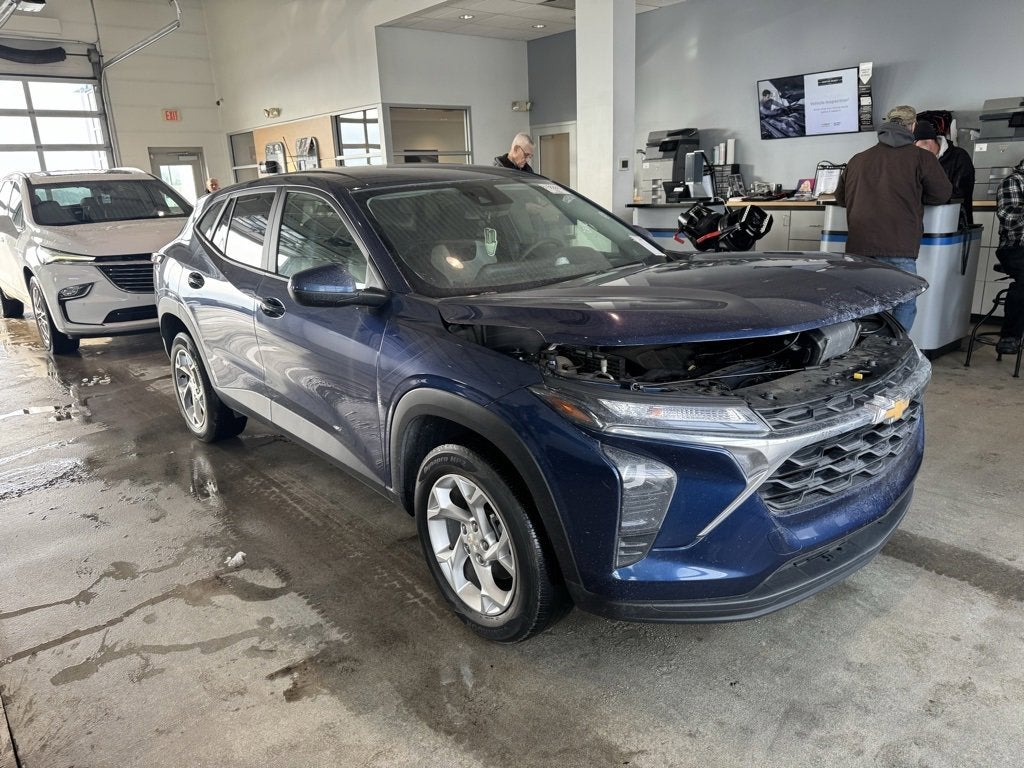 2024 Chevrolet Trax LS