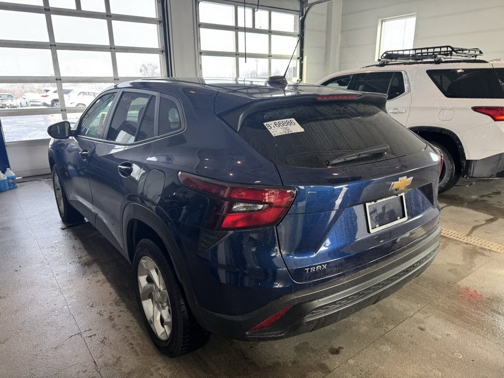 2024 Chevrolet Trax LS