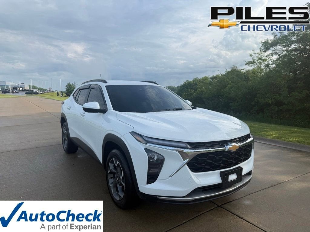 2024 Chevrolet Trax LT