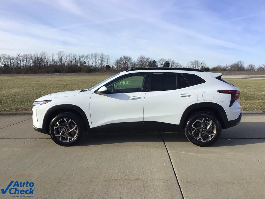 2025 Chevrolet Trax LT