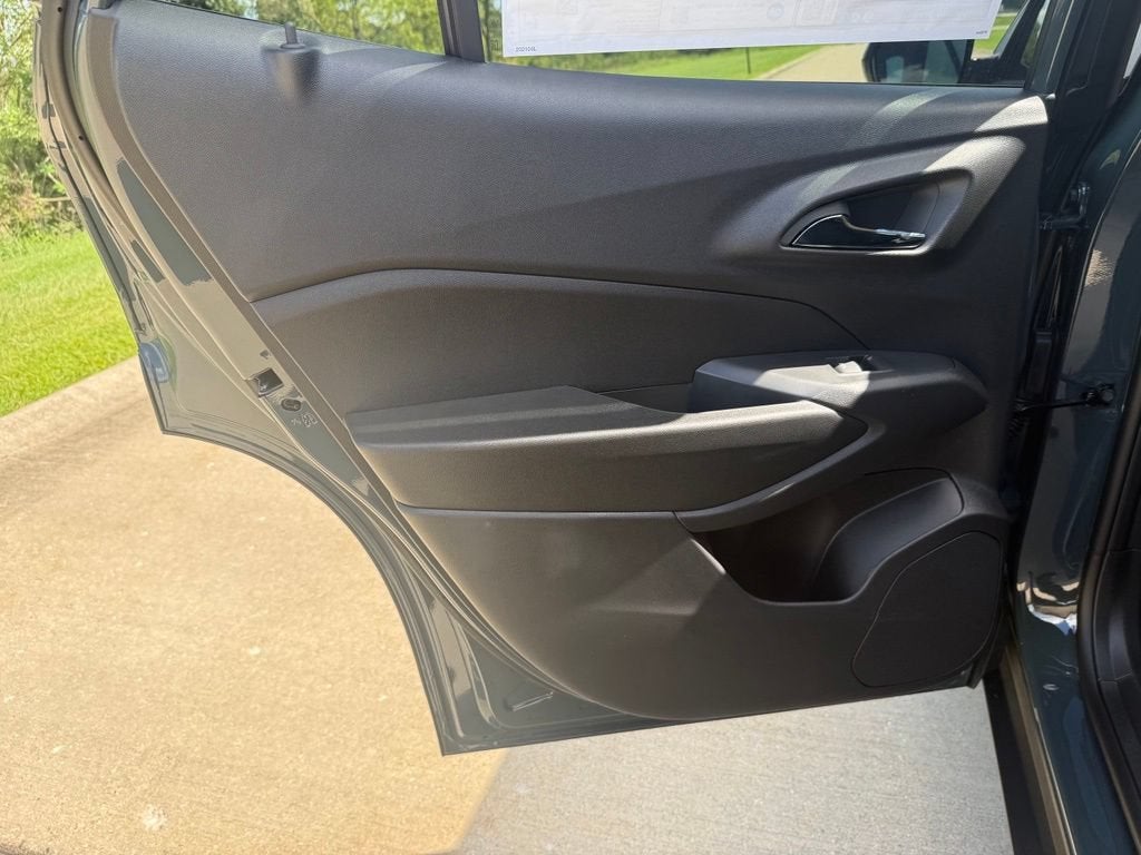 2026 Chevrolet Trax LT - Photo 13