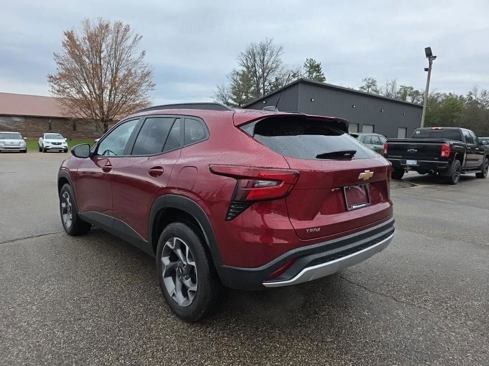 2025 Chevrolet Trax LT