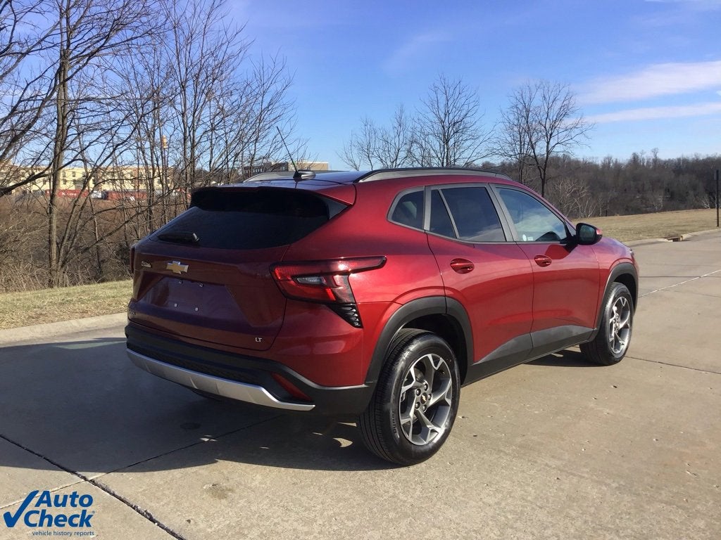 2025 Chevrolet Trax LT