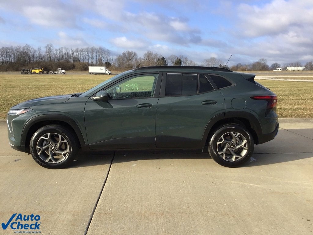 2025 Chevrolet Trax LT