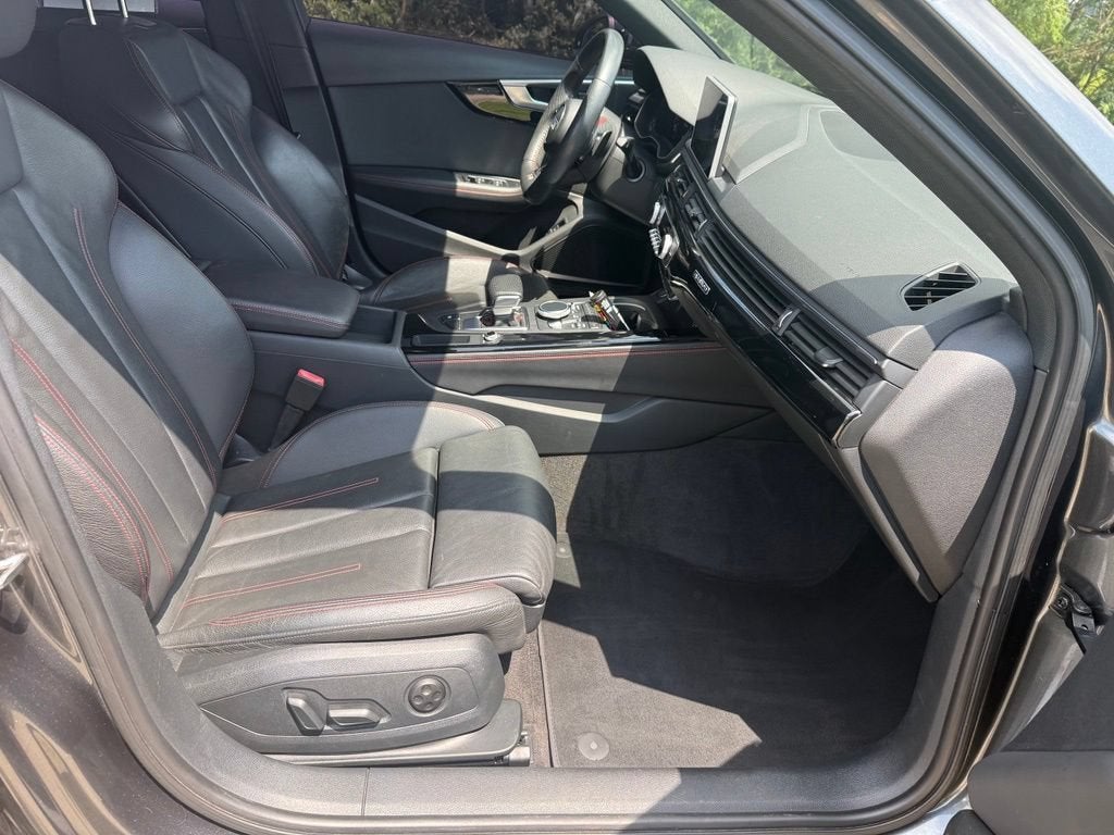 2019 Audi A4 Premium Plus