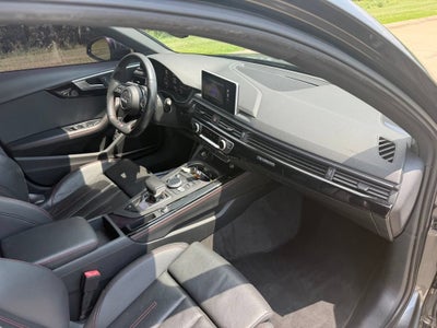 2019 Audi A4 Premium Plus