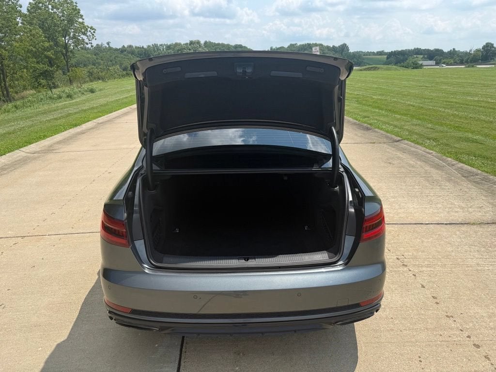 2019 Audi A4 Premium Plus